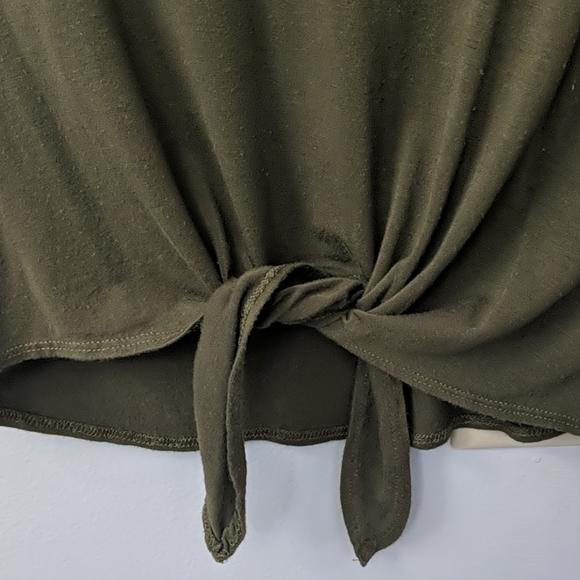 Shirt - Picture 2 of 3